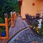 Bed & Breakfast Borostyan 3*