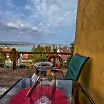 Borostyan Bed & Breakfast 3*