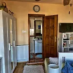 فندق مبيت وإفطار Borostyan 3*