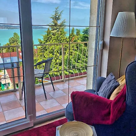 Bed & Breakfast Borostyán Tihany