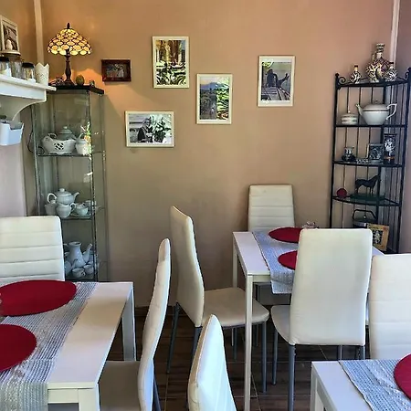 Bed & Breakfast Borostyán 3*