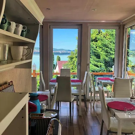 Borostyán 3* Tihany