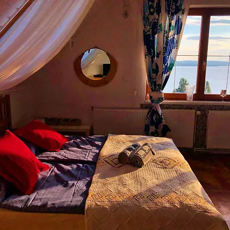 Borostyan 3* טיהאני