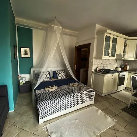 Borostyan فندق مبيت وإفطار 3*