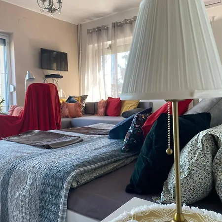 فندق مبيت وإفطار Borostyan 3*