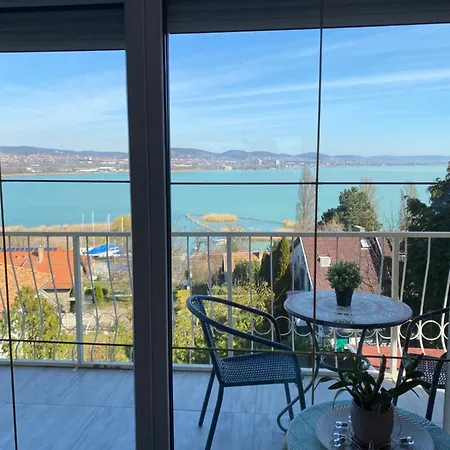 Bed and Breakfast Borostyan Tihany