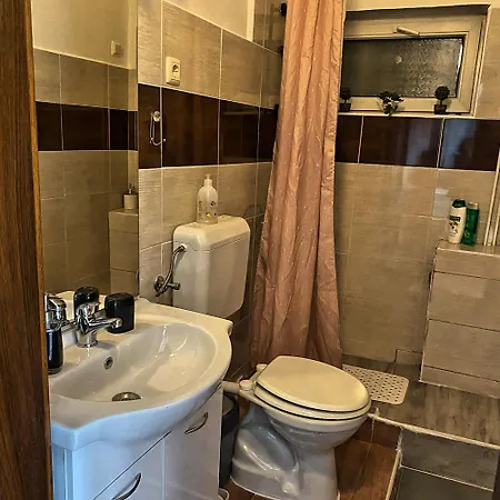 Bed & Breakfast Borostyán 3*