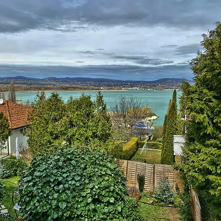 Bed & Breakfast Borostyán Tihany