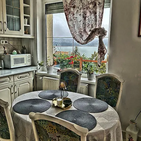 Borostyan לינה וארוחת בוקר