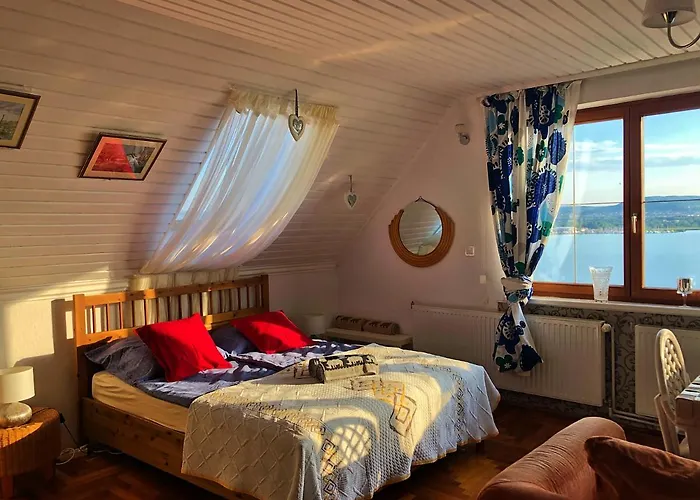 Bed & Breakfast Borostyan 3*