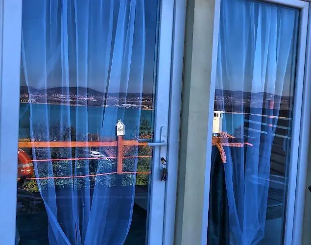 Borostyan לינה וארוחת בוקר 3*