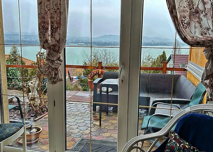 Bed & Breakfast Borostyan Tihany