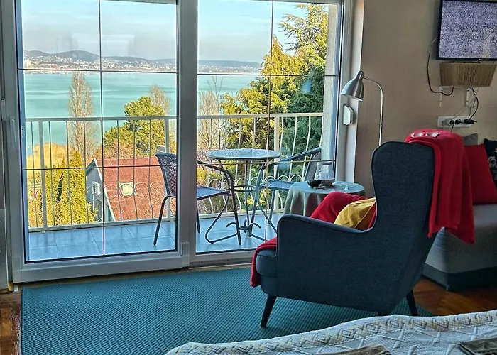 Borostyan 3* טיהאני